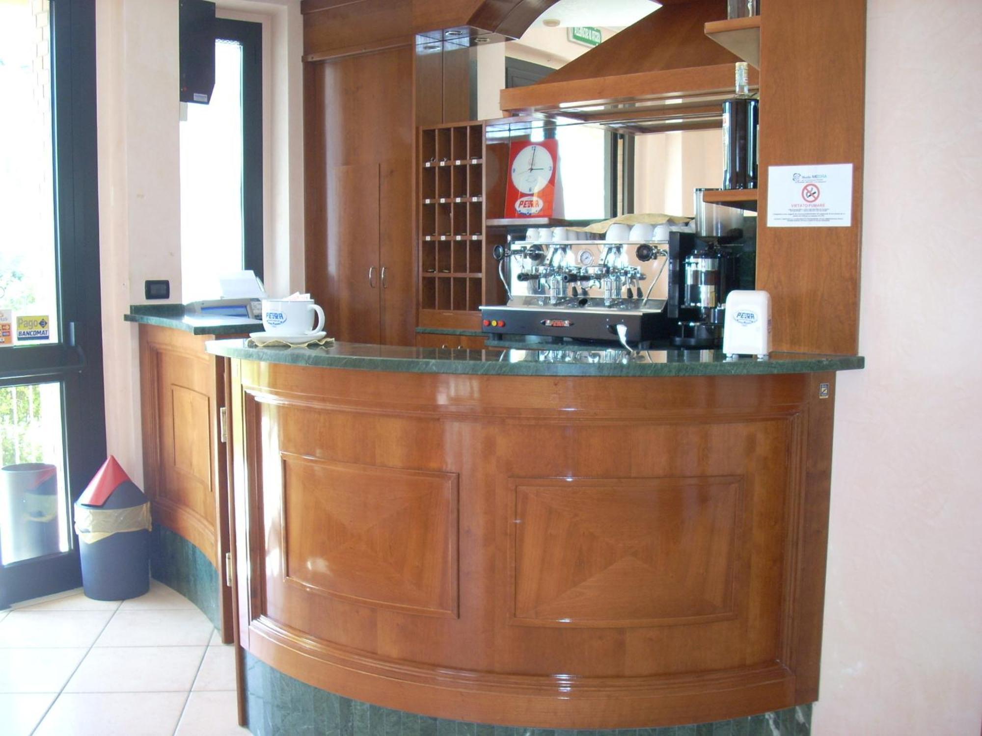 Hotel Margherita ซานโจวานนี โรตอนโด ภายนอก รูปภาพ
