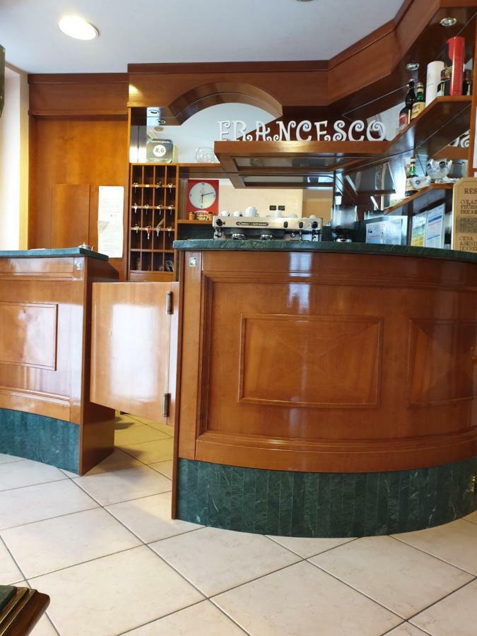 Hotel Margherita ซานโจวานนี โรตอนโด ภายนอก รูปภาพ